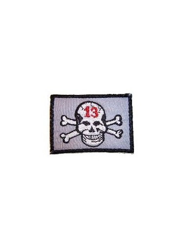 Lucky 13 Skull opstrijkbare Patch